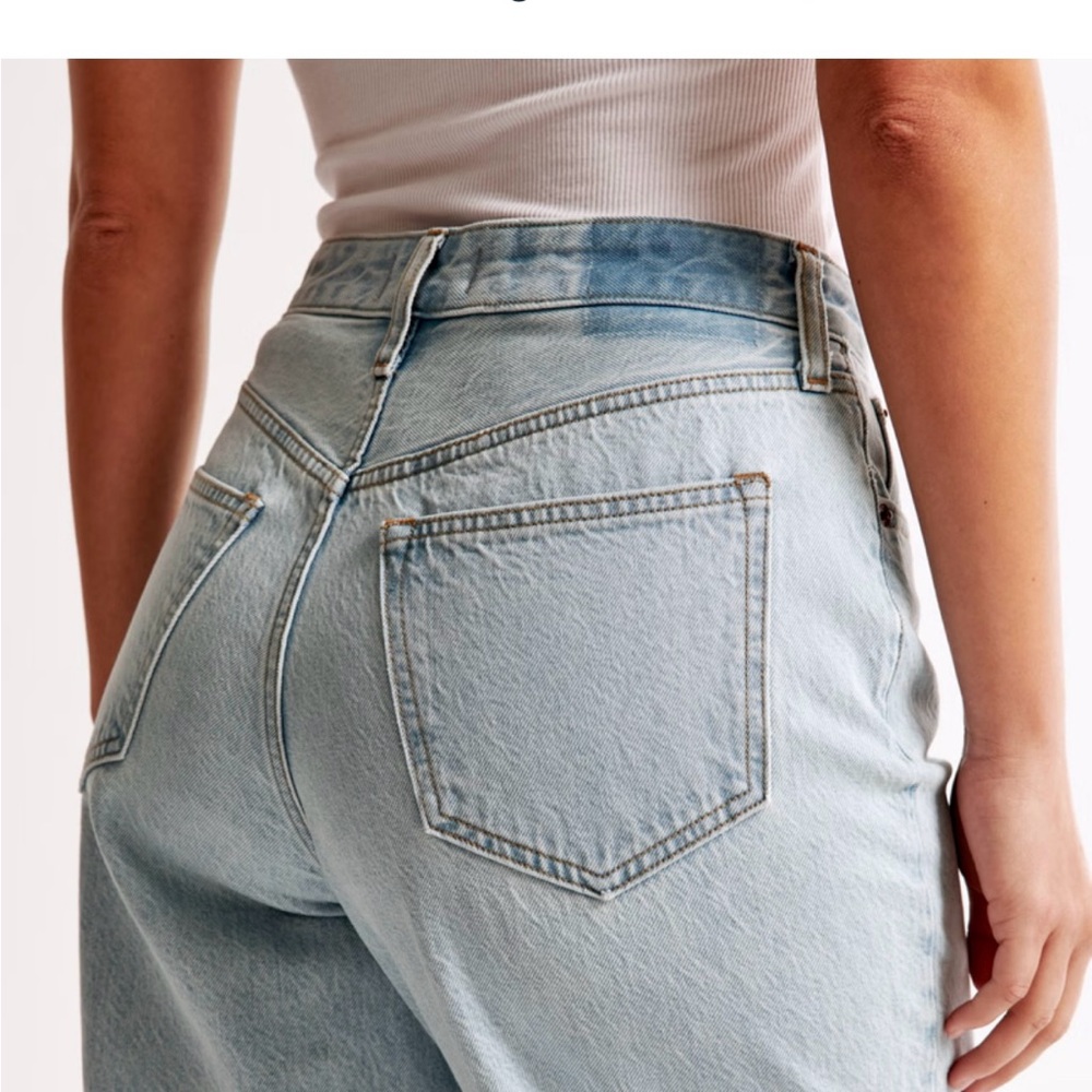 Abercrombie Light Blue Jeans - Picture 3 of 8